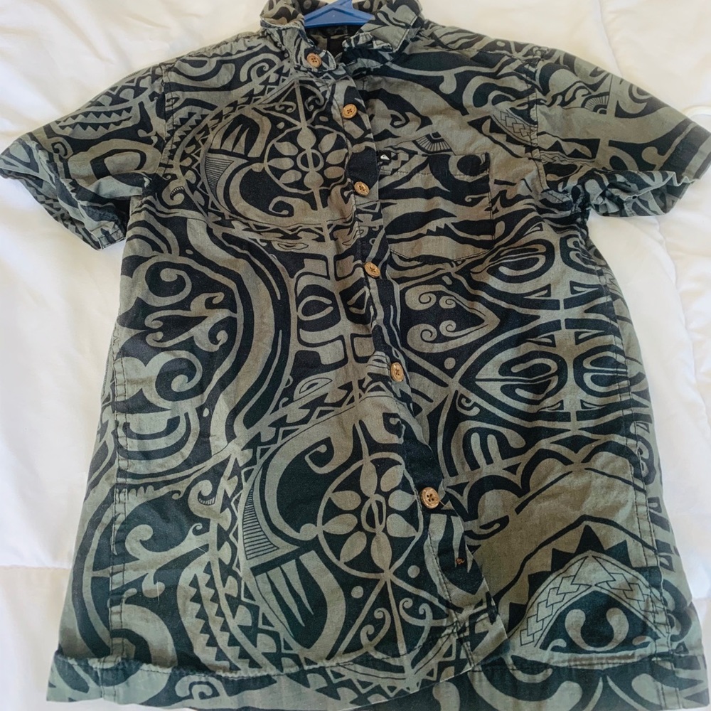 Boys button down short sleeve shirt